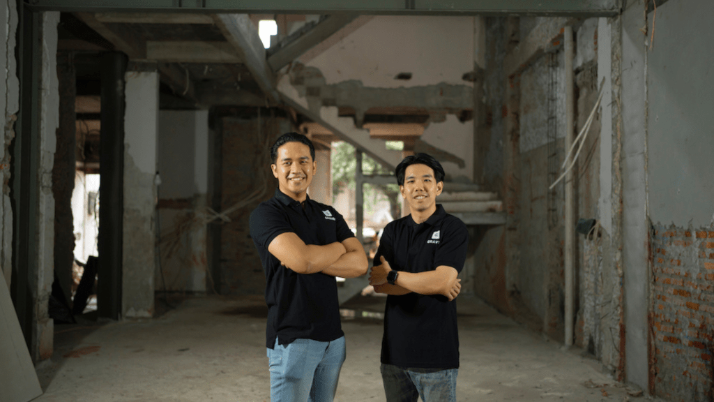 Gravel co-founders Georgi Ferdwindra Putra [left] and Fredy Yanto. (Photo courtesy of Gravel.)